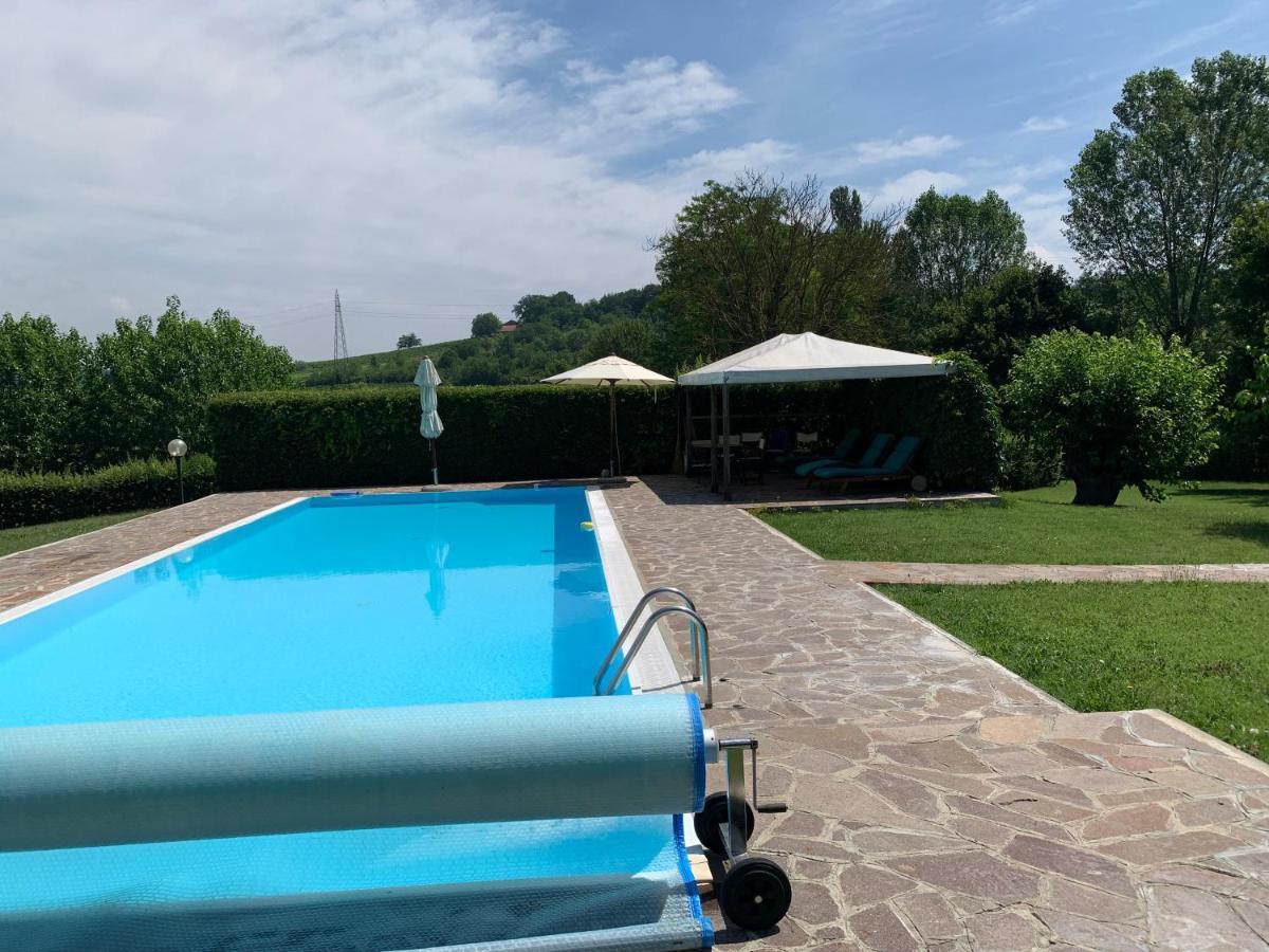 Apart-Agriturismo "La Colomba" Nizza Monferrato Eksteriør bilde